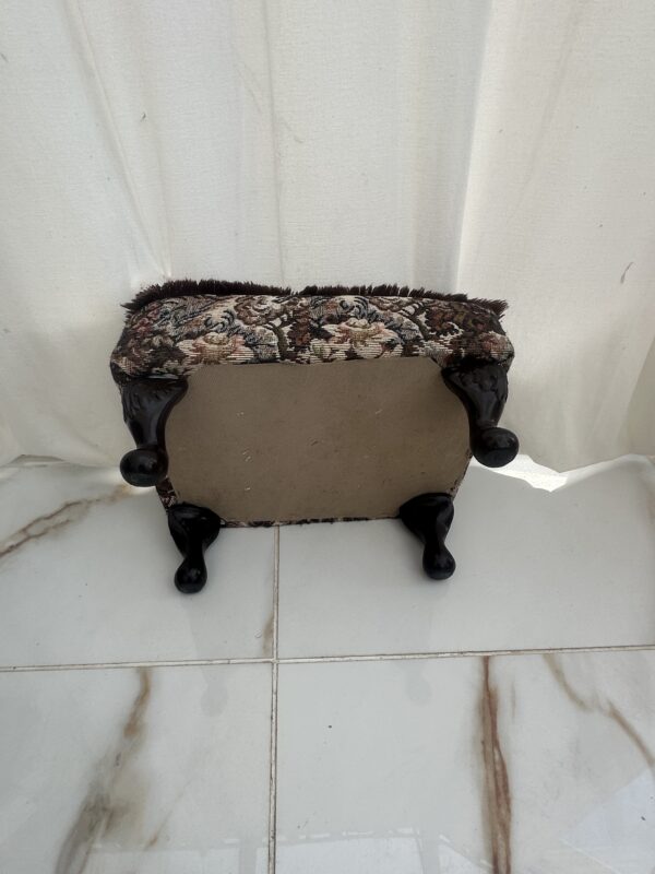 Small Vintage Footstool Foot Stool/Rest - Image 7